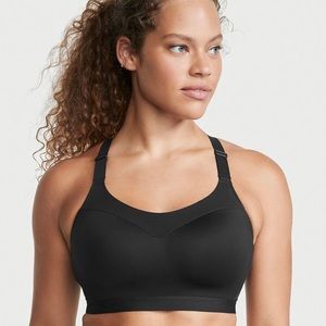 BRAND NEW VICTORIAS SECRET SPORTS BRA